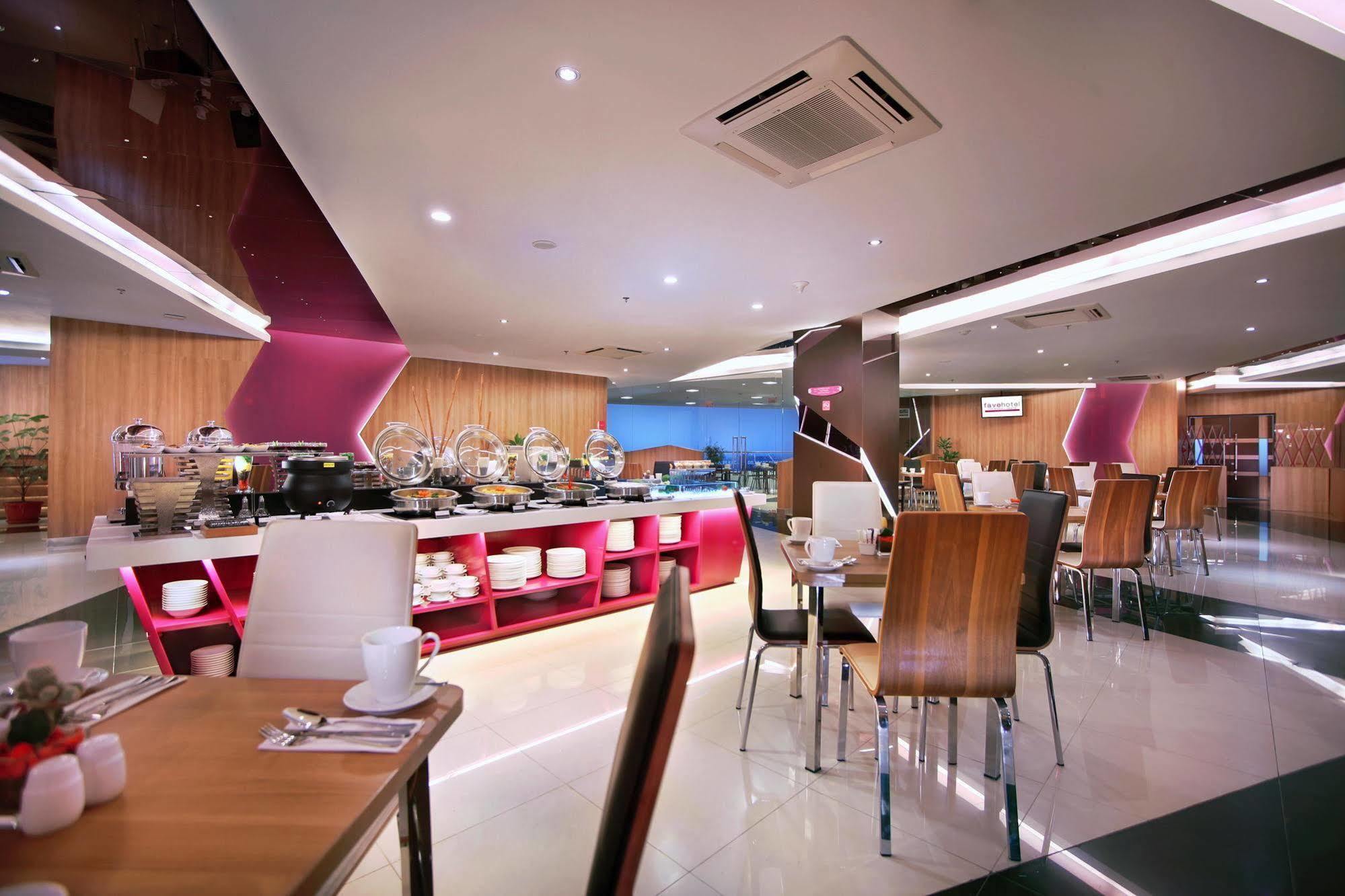Favehotel Ltc Glodok Jakarta Kültér fotó